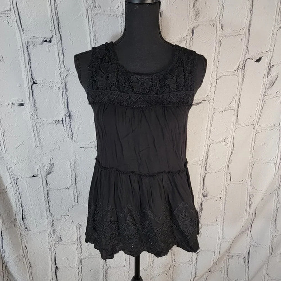 Knox Rose Tops - Knox Rose Black Sleeveless Blouse Gathered at Waist Boho Hippie Lace Size Medium